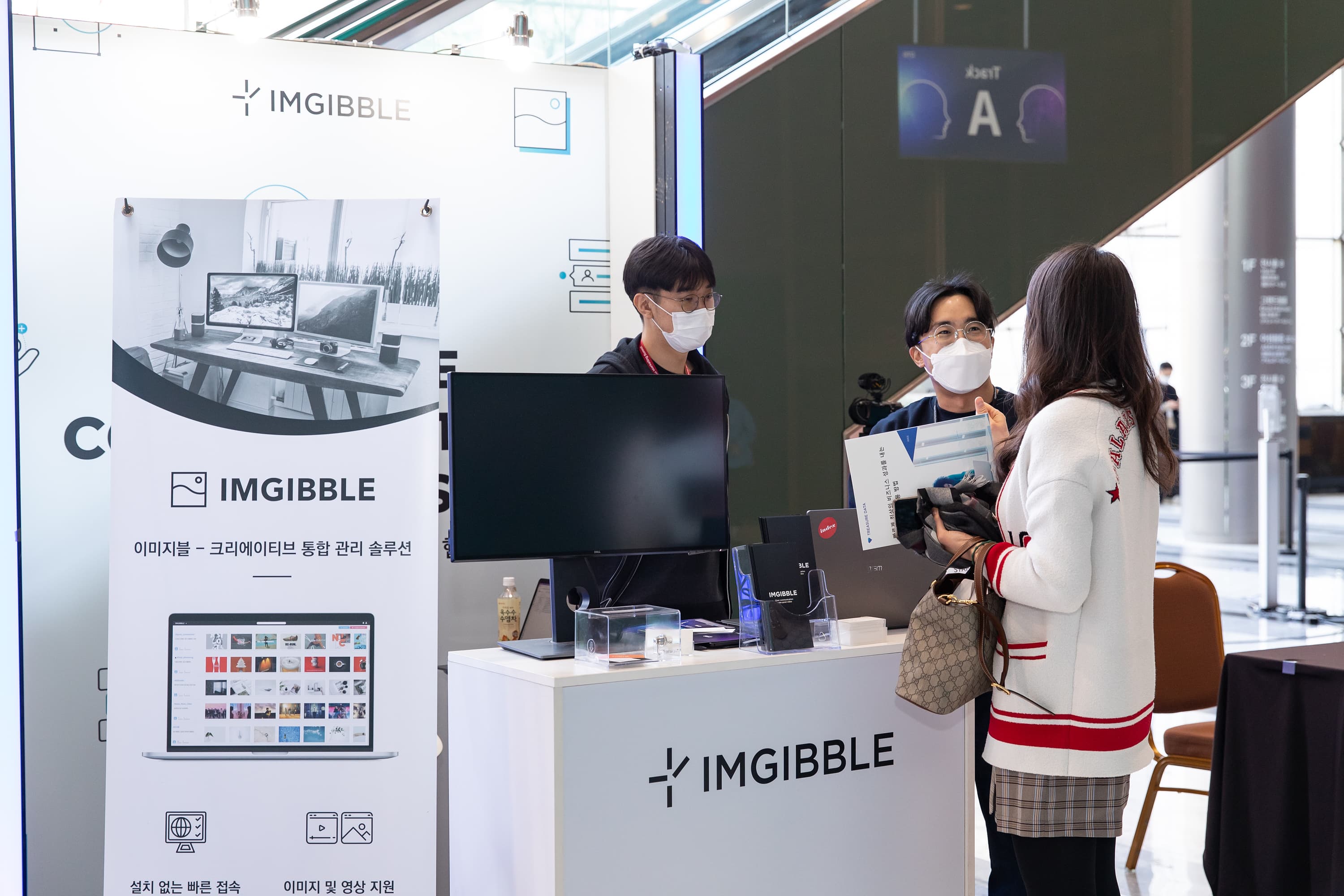 https://groupby-public-image.s3.ap-northeast-2.amazonaws.com/startups/42/1669010553/JIN0935.jpg