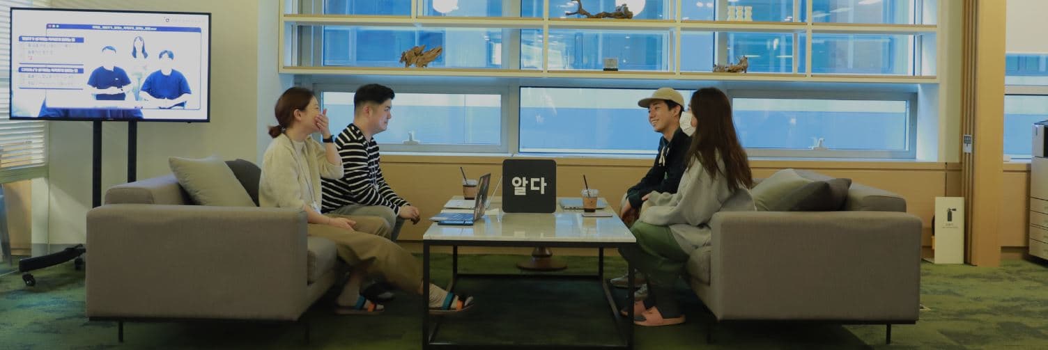 https://groupby-public-image.s3.ap-northeast-2.amazonaws.com/startups/528/1712731870/팀윙크 4.JPG