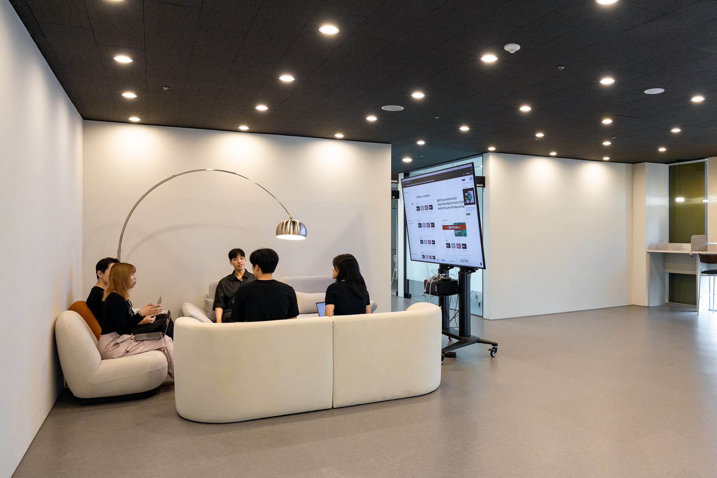 https://groupby-public-image.s3.ap-northeast-2.amazonaws.com/startups/69/1741249441/전경사진2.jpg