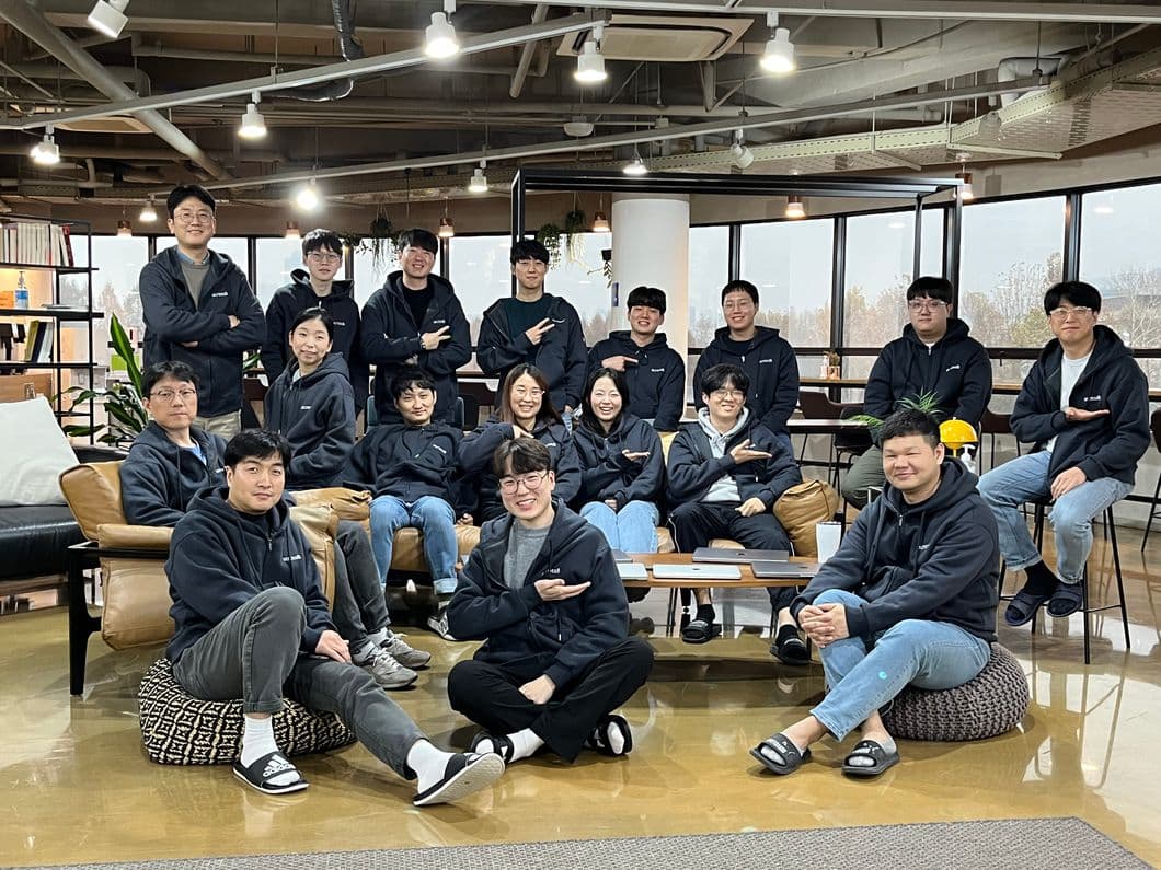 https://groupby-public-image.s3.ap-northeast-2.amazonaws.com/startups/697/1722439967/어크로스비 2.jpeg